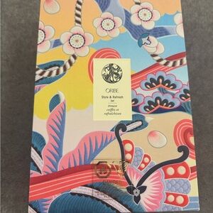 Oribe Style & Refresh set - brand new in box